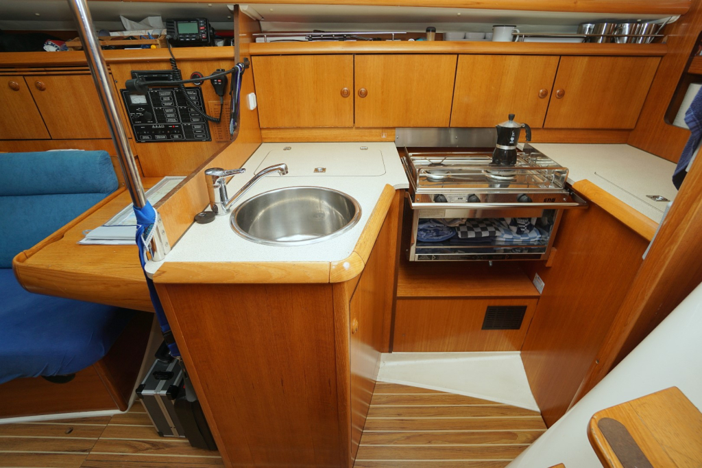 Jeanneau Sun Odyssey 32 — foto 22 van 26