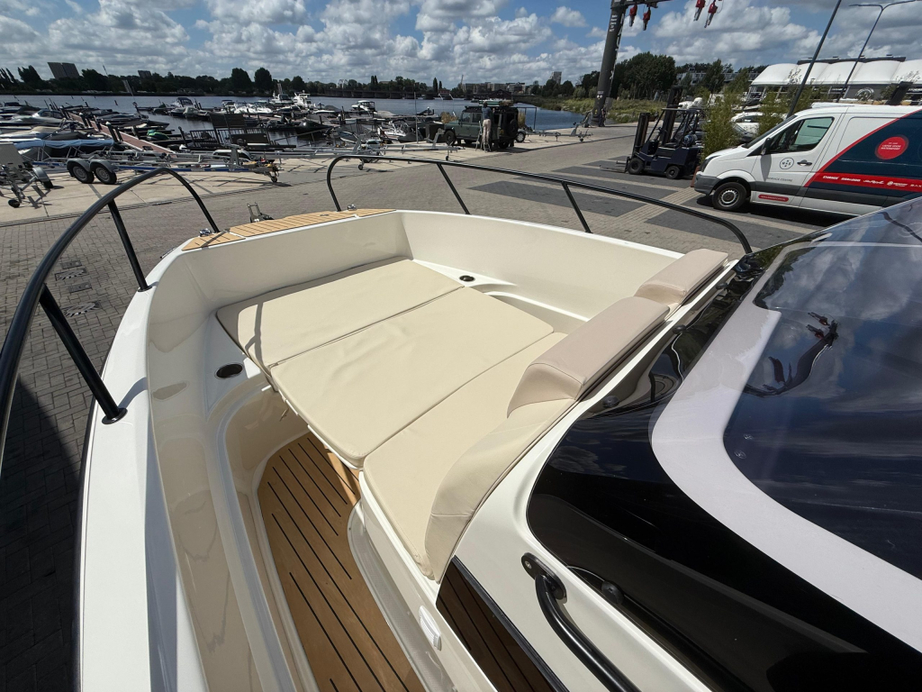 Quicksilver  705 Open — foto 5 van 9