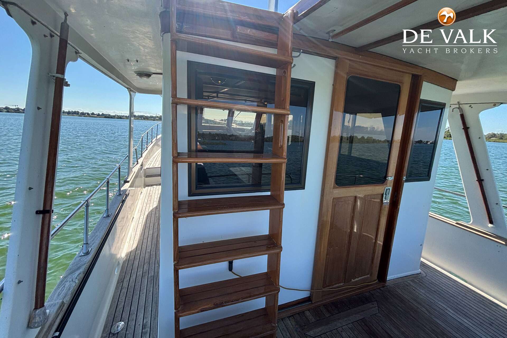 CHUNG HWA BOAT BUILDING TRAWLER 36 SEA SEDAN — foto 9 van 41
