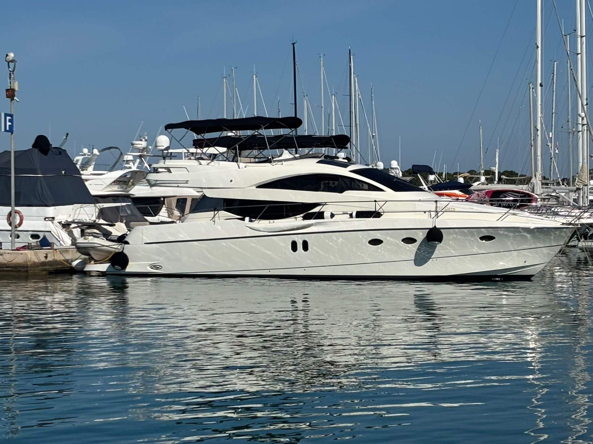 Numarine 54 Flybridge - BluYachting