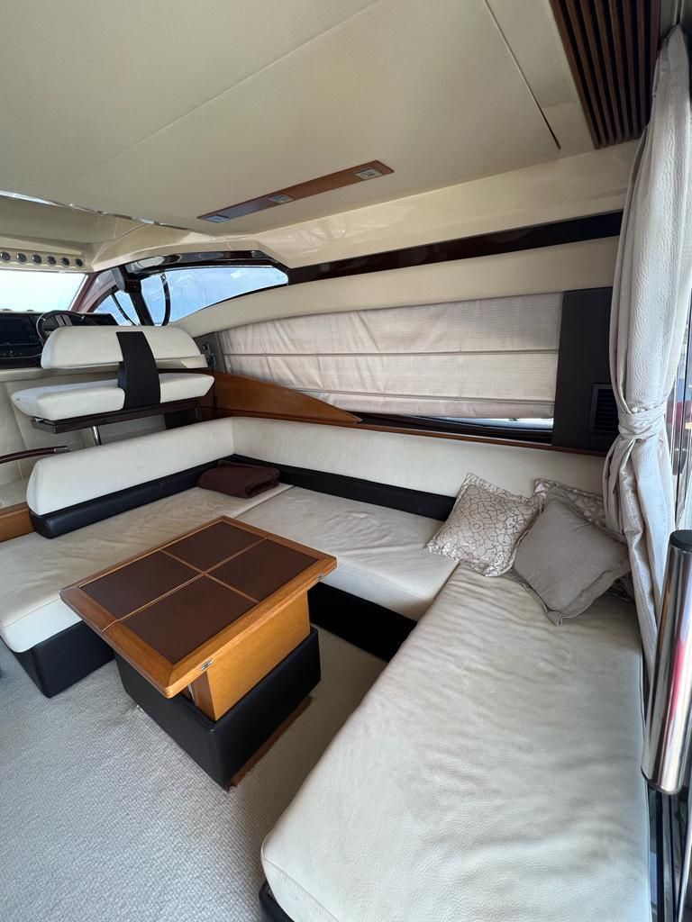 Azimut 48 Flybridge — foto 3 van 4