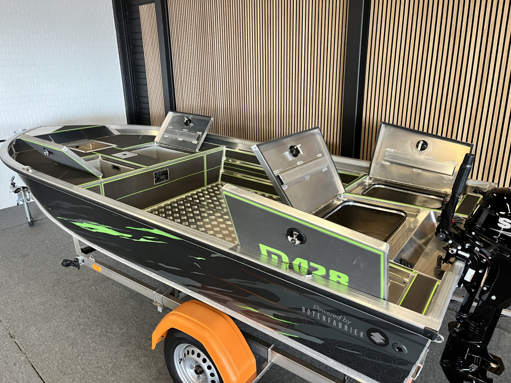 Kerman M428 visboot | Suzuki 9.9PK | VanClaes 750 trailer — foto 5 van 14