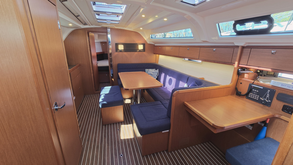 Bavaria 41 Cruiser — foto 18 van 36