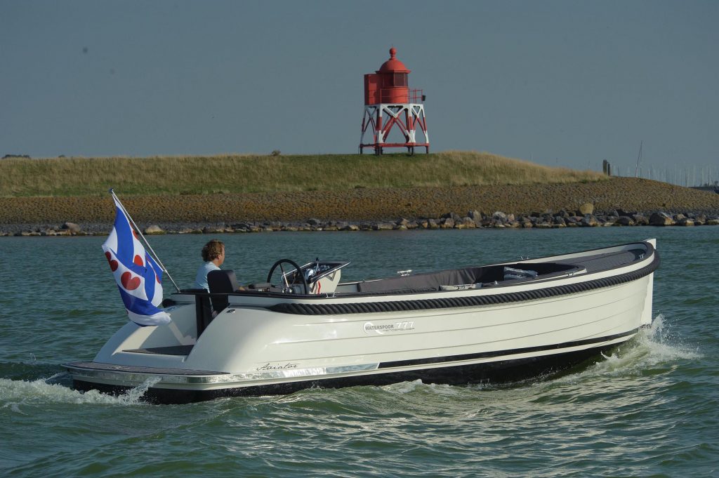 Waterspoor 777 Aviator — foto 7 van 13