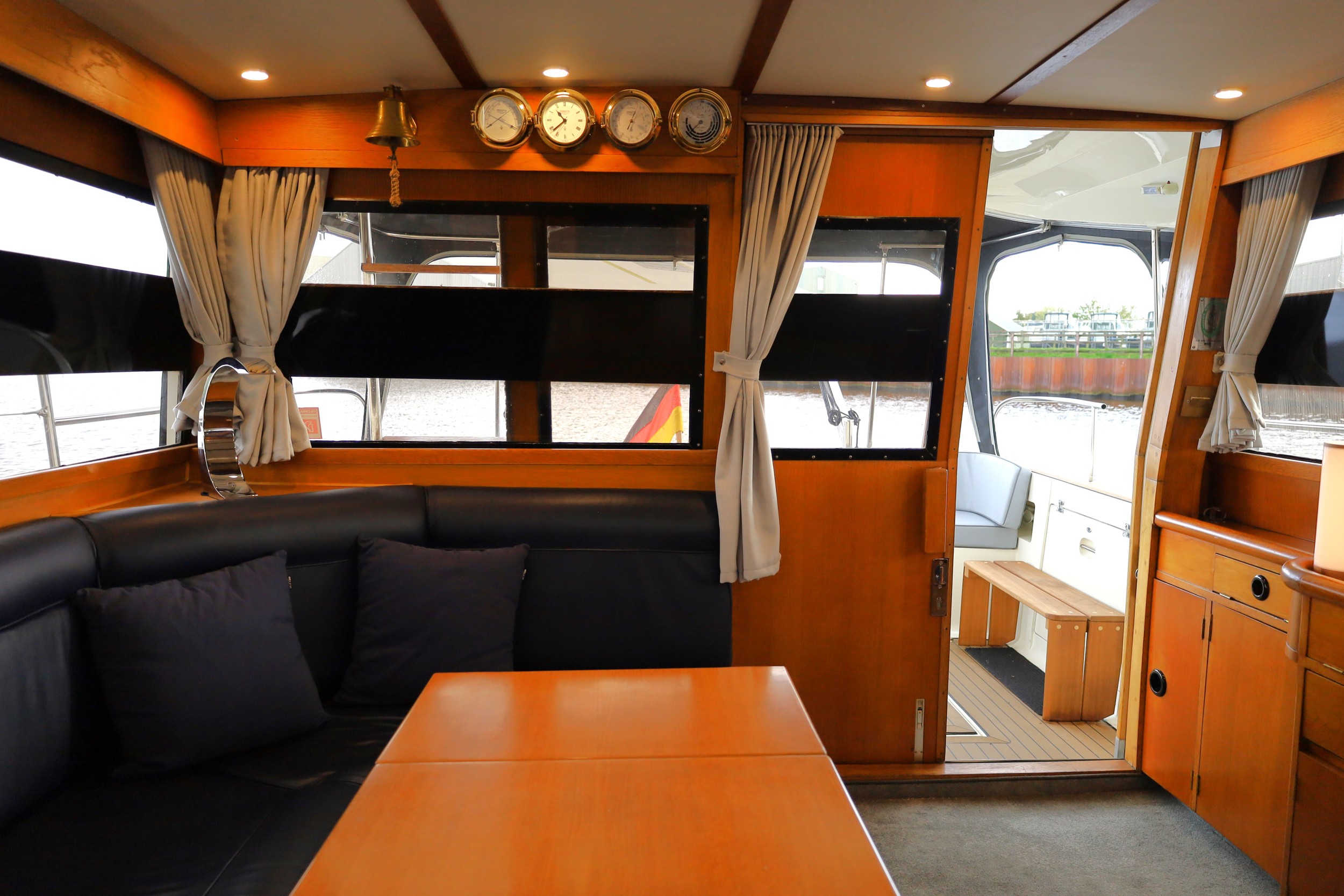 Powles Super 38 Express — foto 18 van 34