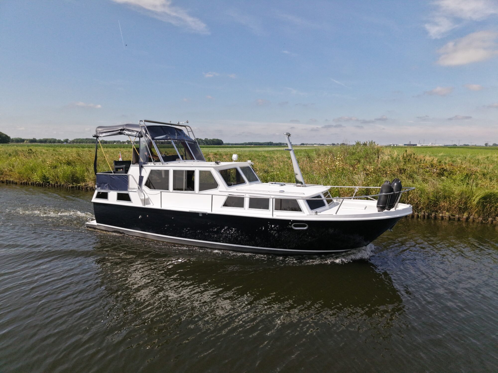 Vechtkruiser 10.50 AK Cabrio — foto 38 van 40