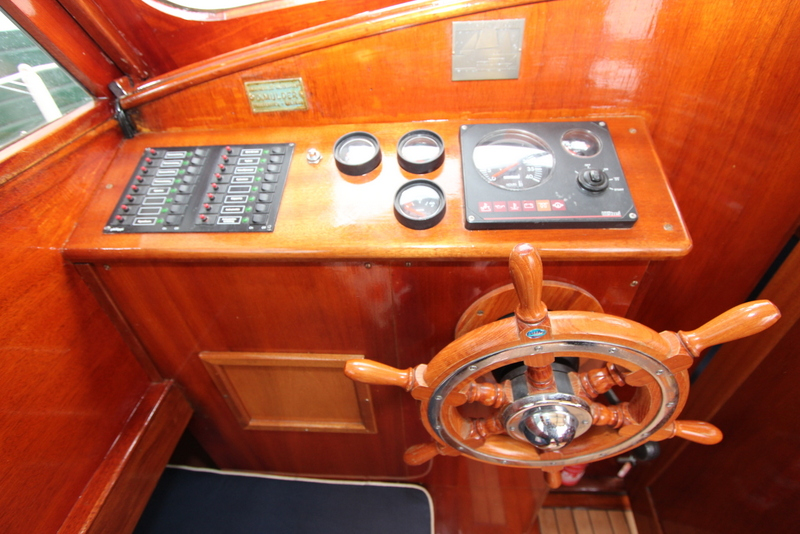 Super Favorite Motorsailor 9.20 OK — foto 11 van 17