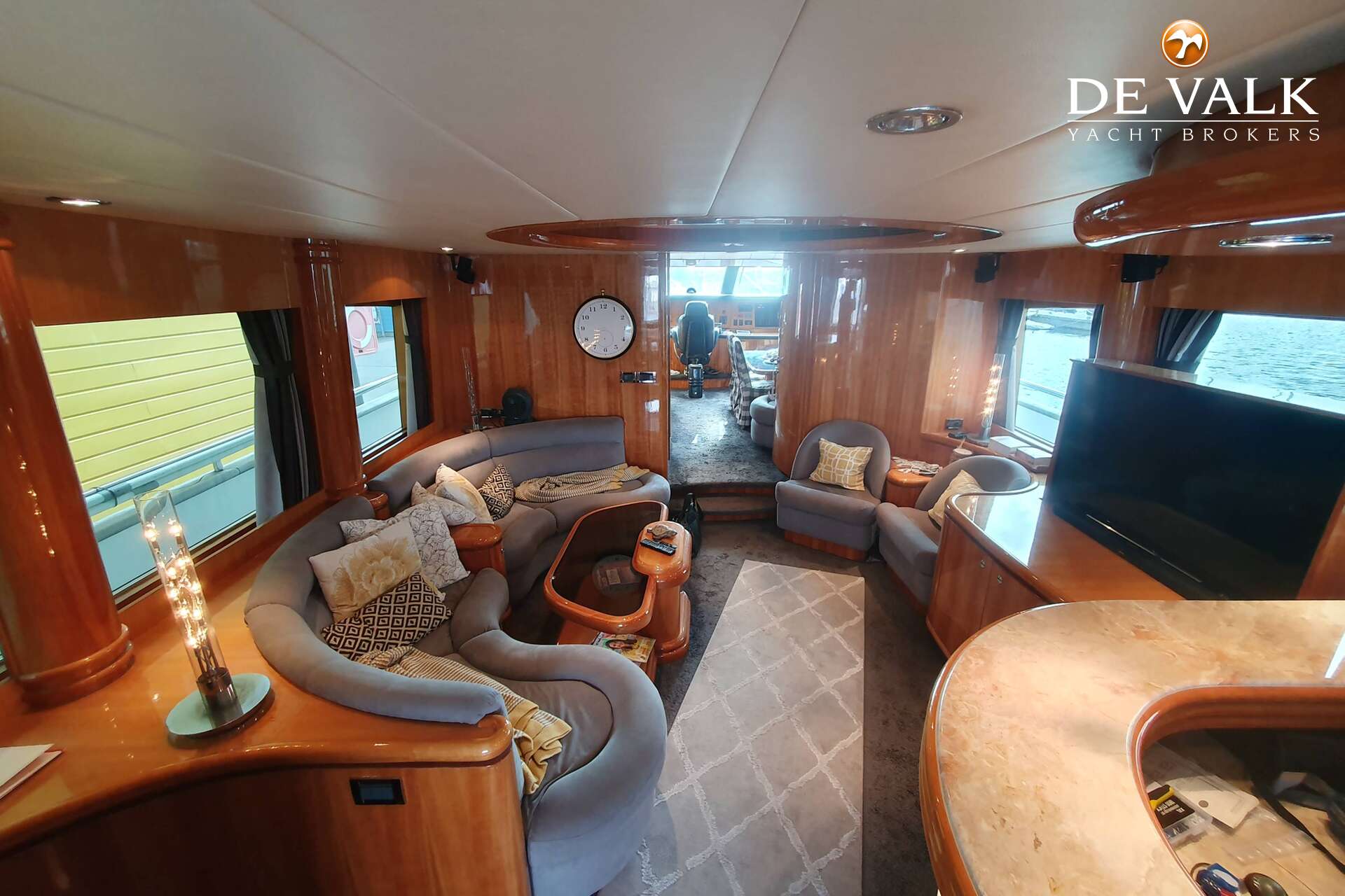 Elegance 72 — foto 21 van 40