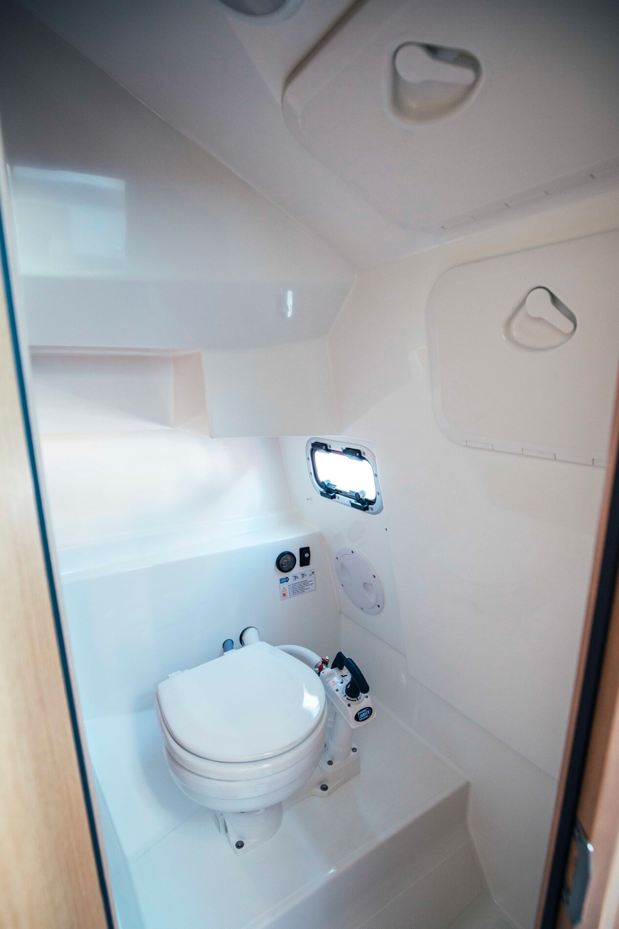 Beneteau Flyer 8 SUNdeck — foto 13 van 15