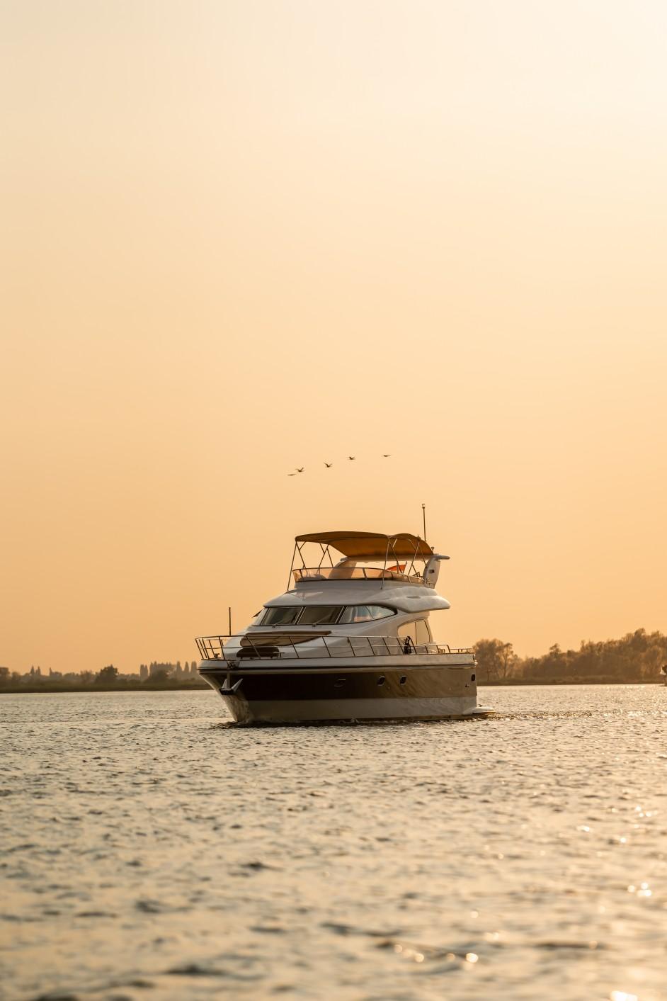 Elegance 54 — foto 64 van 75