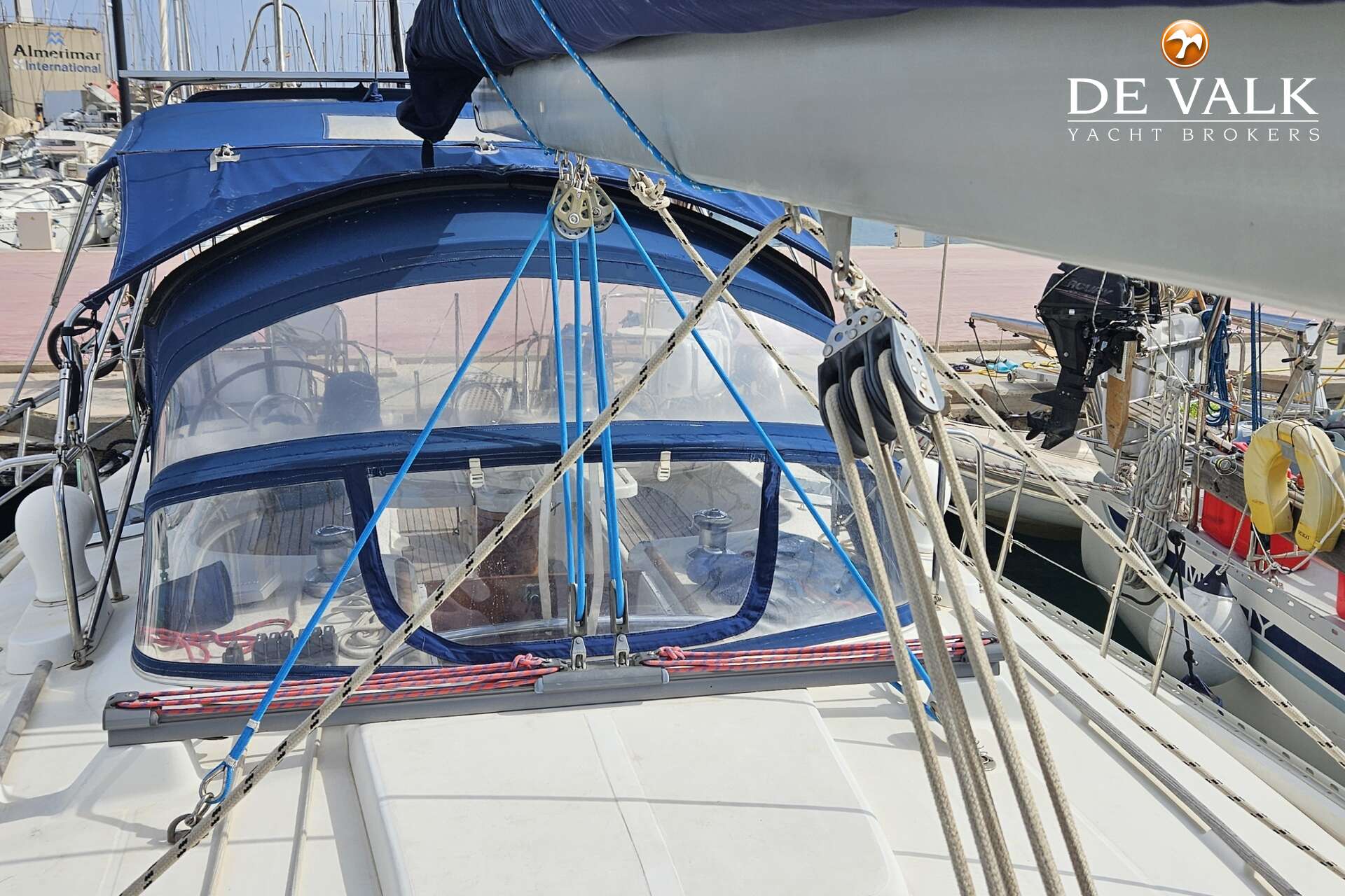 Beneteau 50 — foto 7 van 39