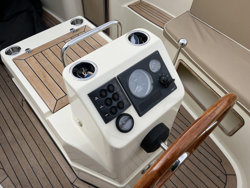 Interboat Intender 760 _ 52pk Vetus 2013 — foto 10 van 12