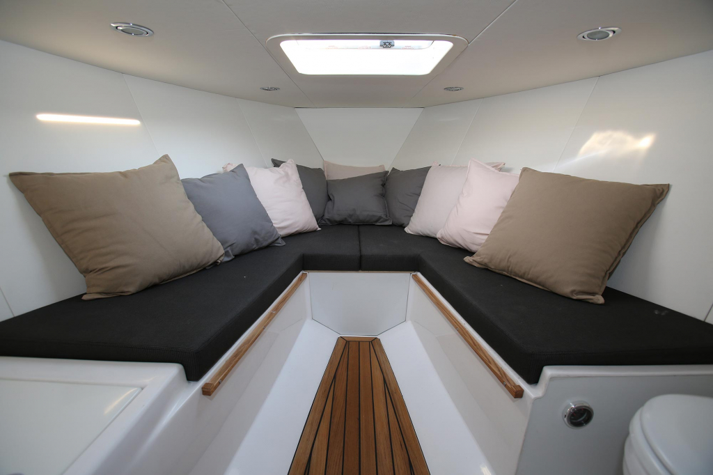 Isloep Rapida 990 GROOTSTE SLOEPENSHOWROON VAN NEDERLAND — foto 5 van 22