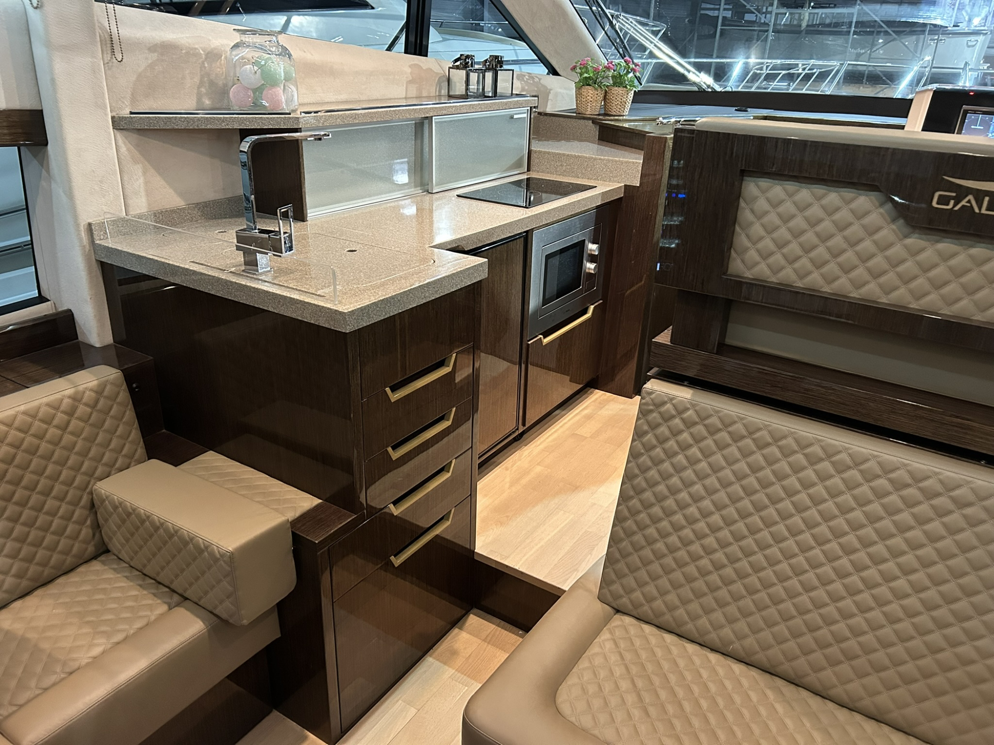 Galeon Yachts Galeon 420 fly 2017 — foto 12 van 42