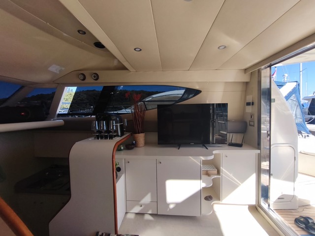 Azimut 36 - BluYachting — foto 8 van 12