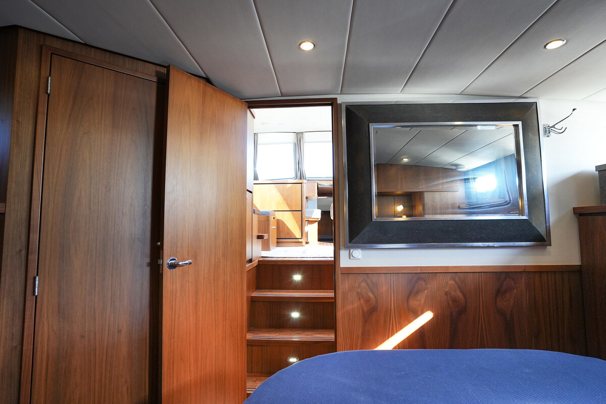 Linssen Grand Sturdy 410 AC Variotop met stabilisator — foto 57 van 79