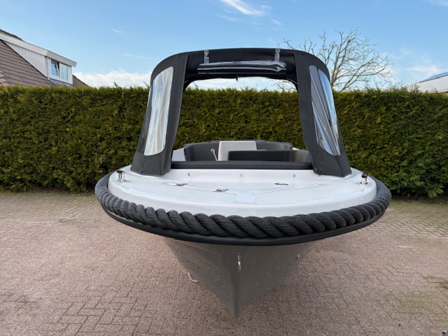 VAARKLAAR!! NIEUWE Coastliner 545 met Tohatsu 15 PK en  Buiskap — foto 6 van 24