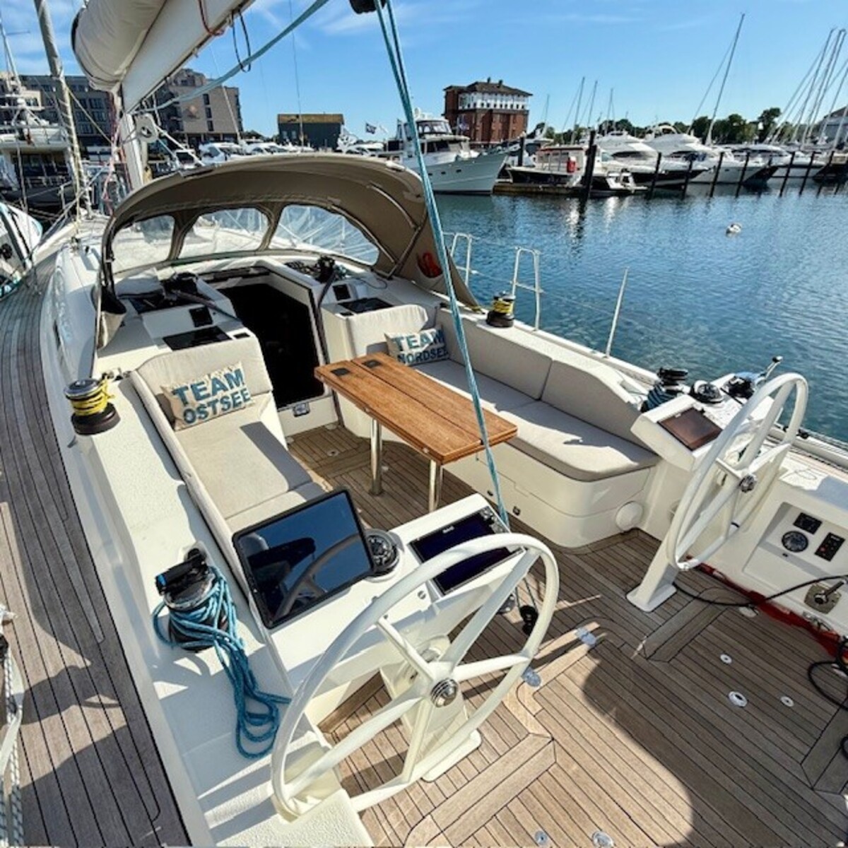 Italia Yachts 12.98 — foto 22 van 38