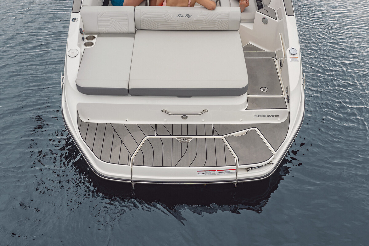 Sea Ray SDX 270 Surf — foto 38 van 41