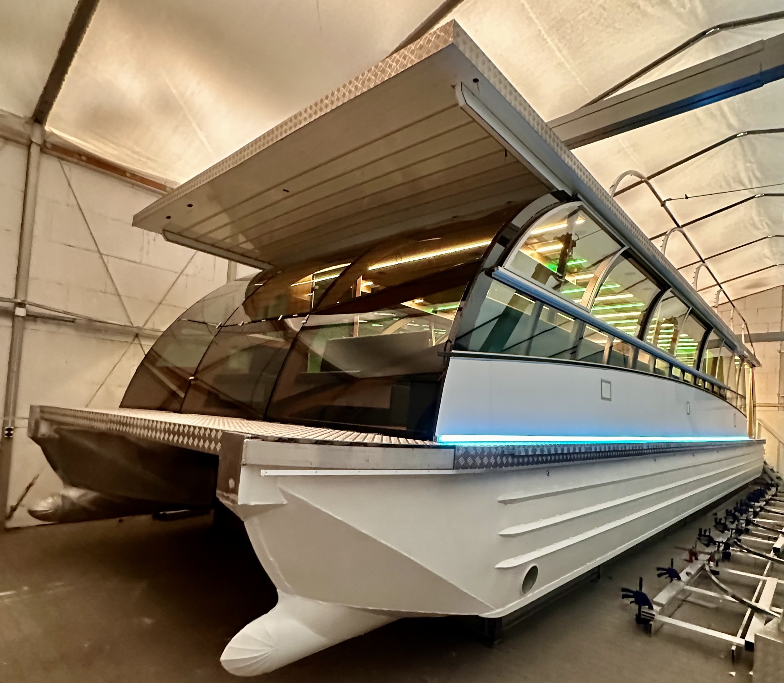 Holiday Boat Sundeck 57 Passenger Catamaran — foto 2 van 39