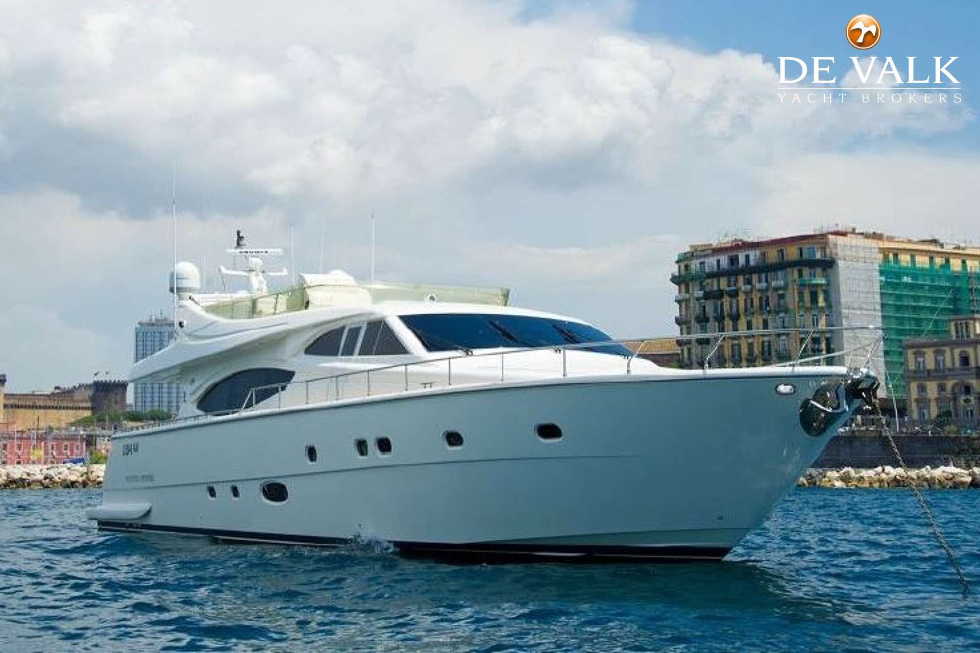 Ferretti 760 — foto 1 van 23