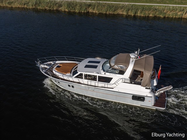 Trader 42 - Cabrio — foto 72 van 76