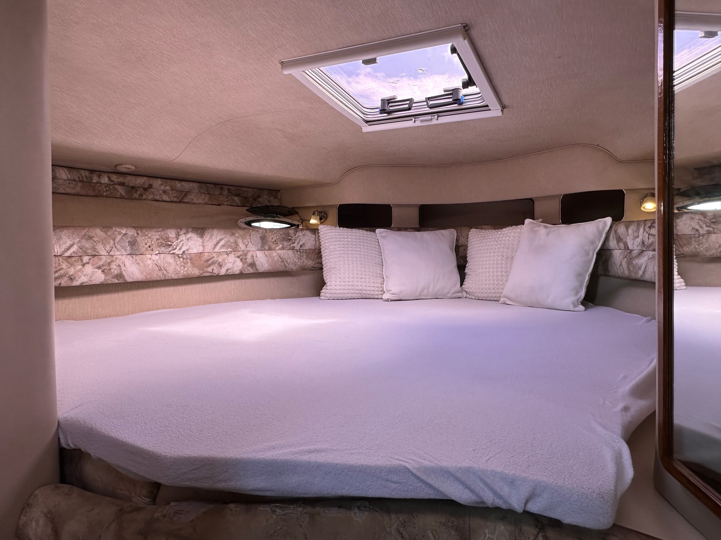 Sea Ray 330 Sea Ray — foto 1 van 4
