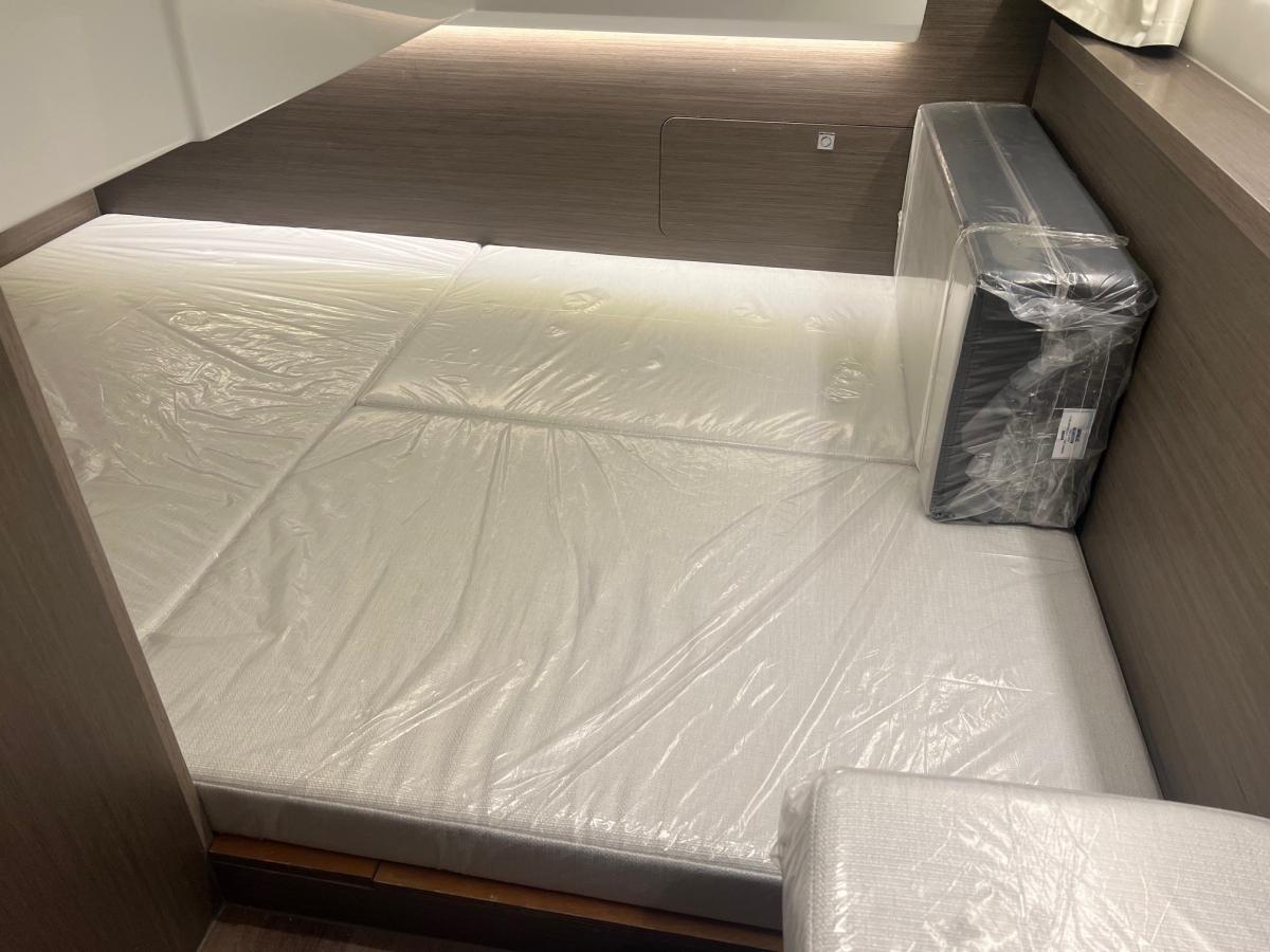 Jeanneau Merry Fisher 895 serie 2. Dit schip is aanwezig op de Yamaha stand van hiswa te water 2026. — foto 41 van 48