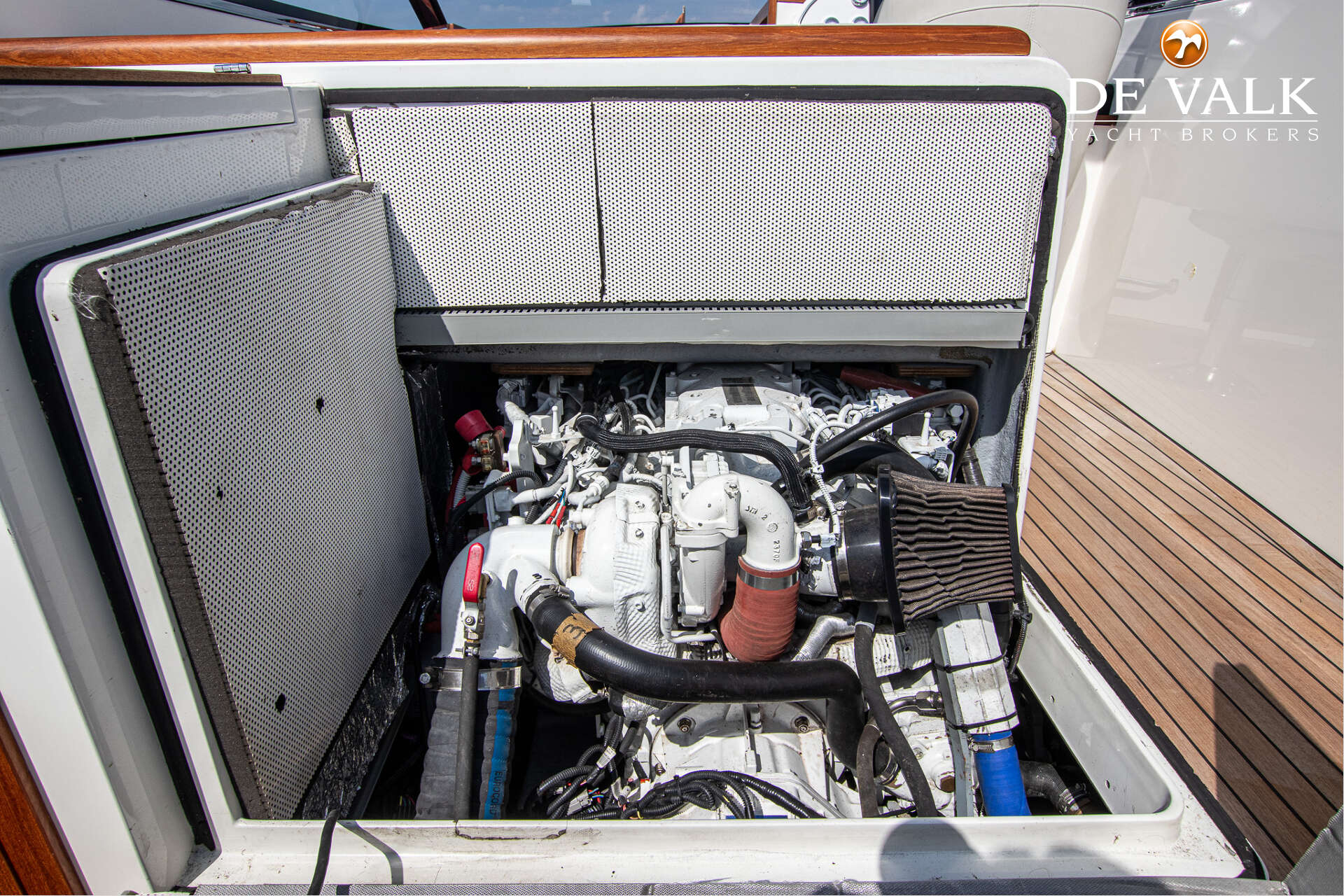 Long Island 33 Runabout — foto 40 van 43