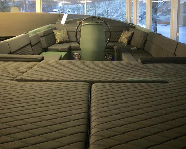 Triple X 800 DE GROOTSTE SLOEPENSHOWROOM VAN NEDERLAND — foto 10 van 22