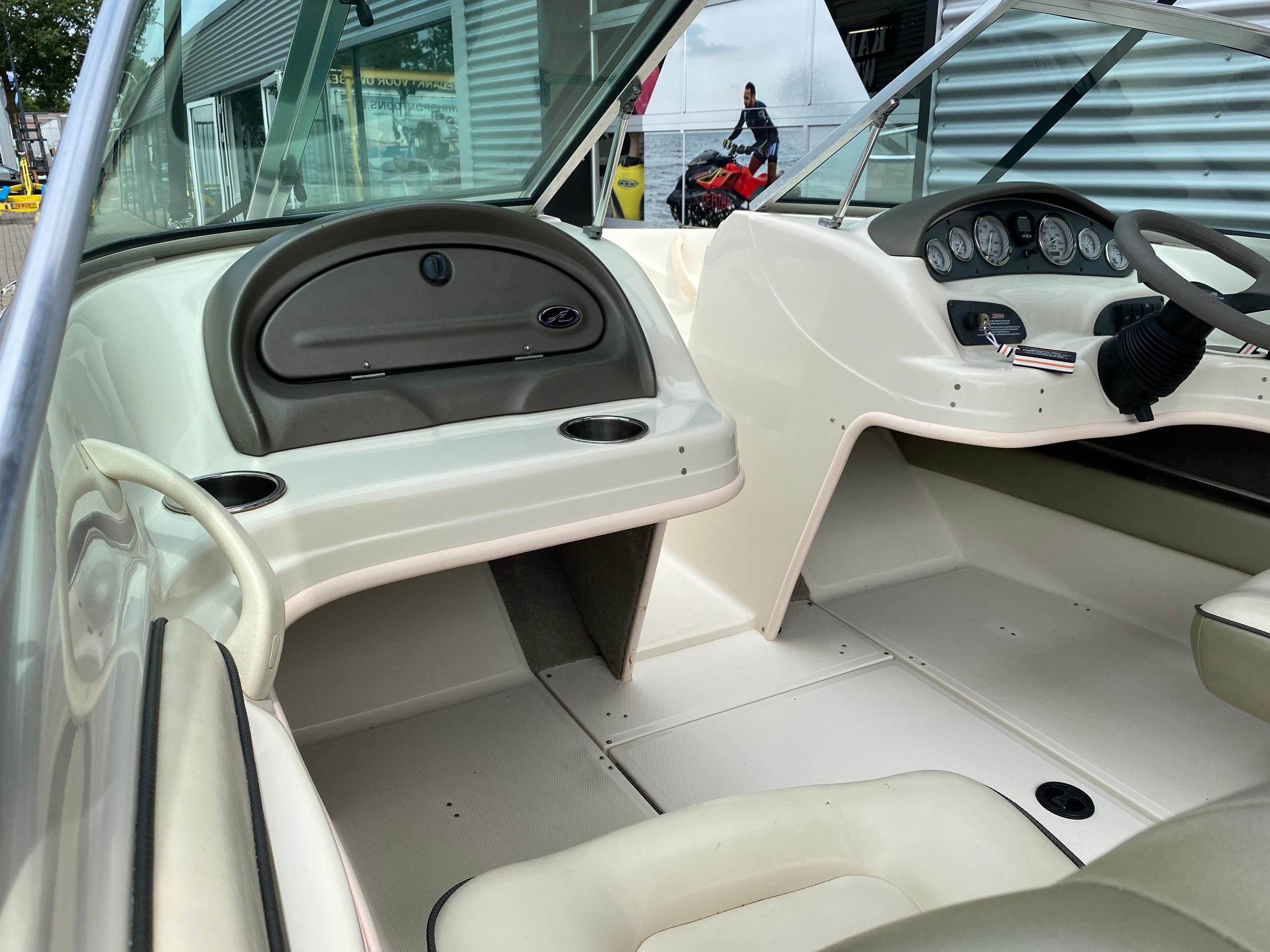 Sea Ray 185 Sport — foto 9 van 16
