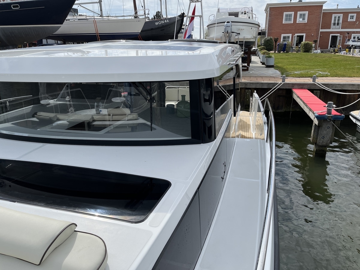 Delphia Yachts 11 Sedan — foto 7 van 12