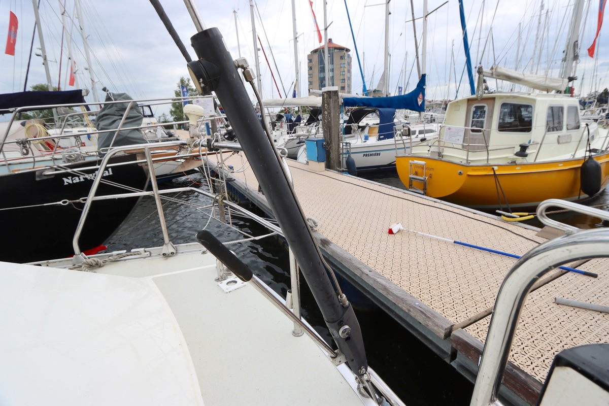 Moody 376 — foto 42 van 64