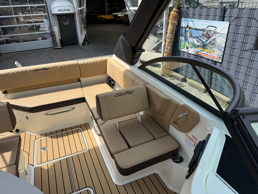 Sea Ray SDX 230 — foto 18 van 50