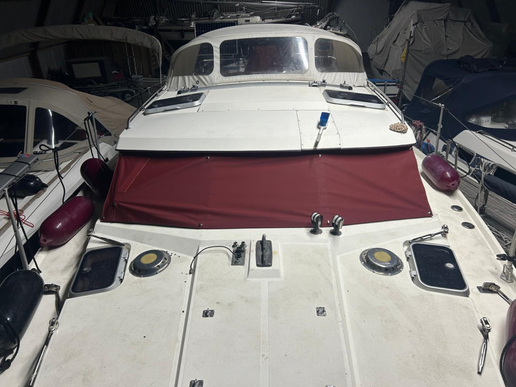 Moody  Eclipse 33 — foto 3 van 32