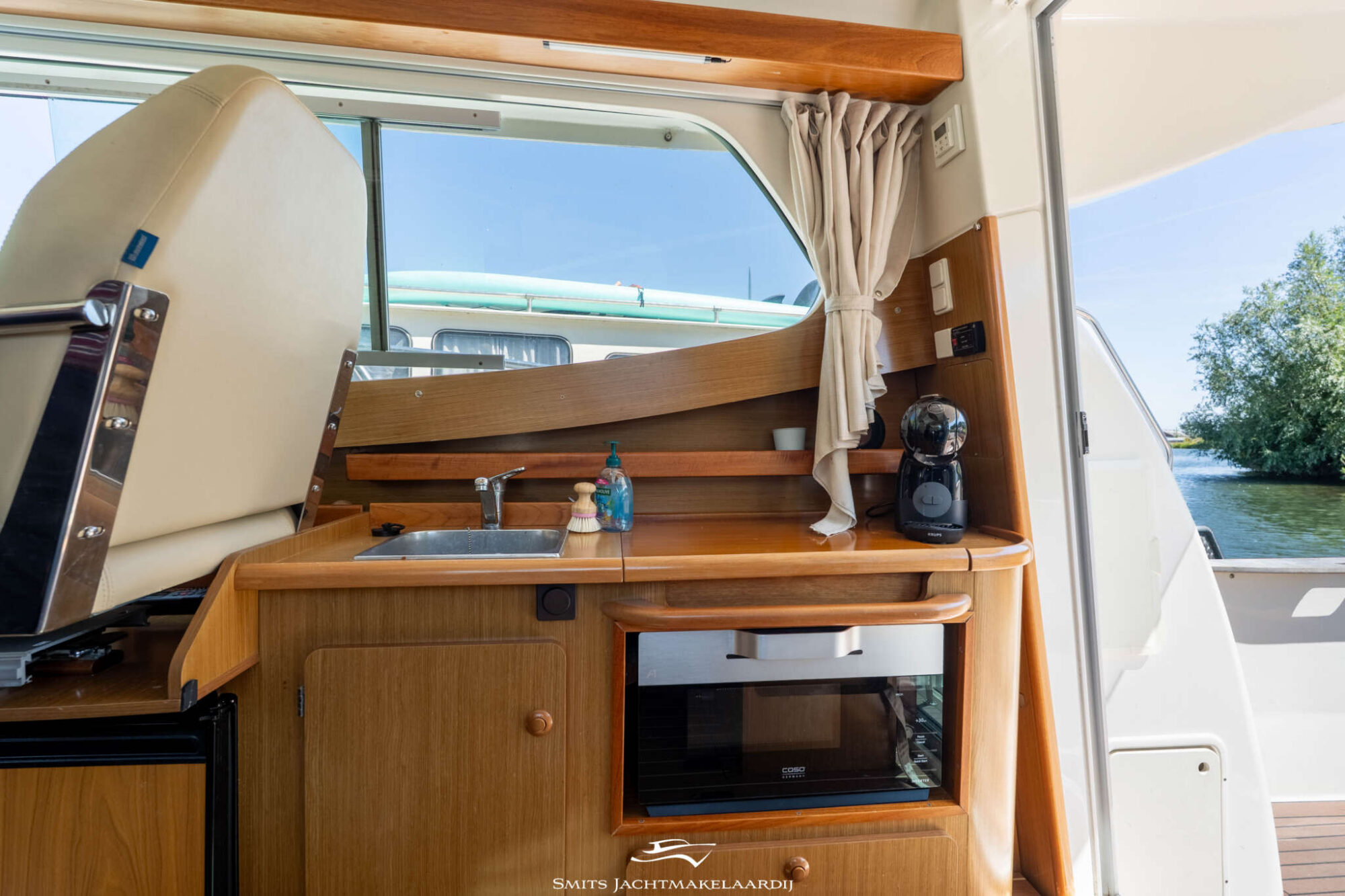 Jeanneau Merry Fisher 9.25 Flybridge — foto 7 van 64