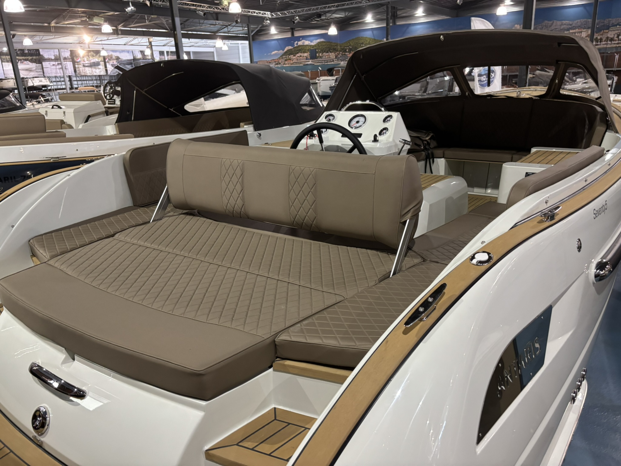 Antaris Seventy5 met Vetus 52 pk in RAL 9002 op voorraad! — foto 4 van 13