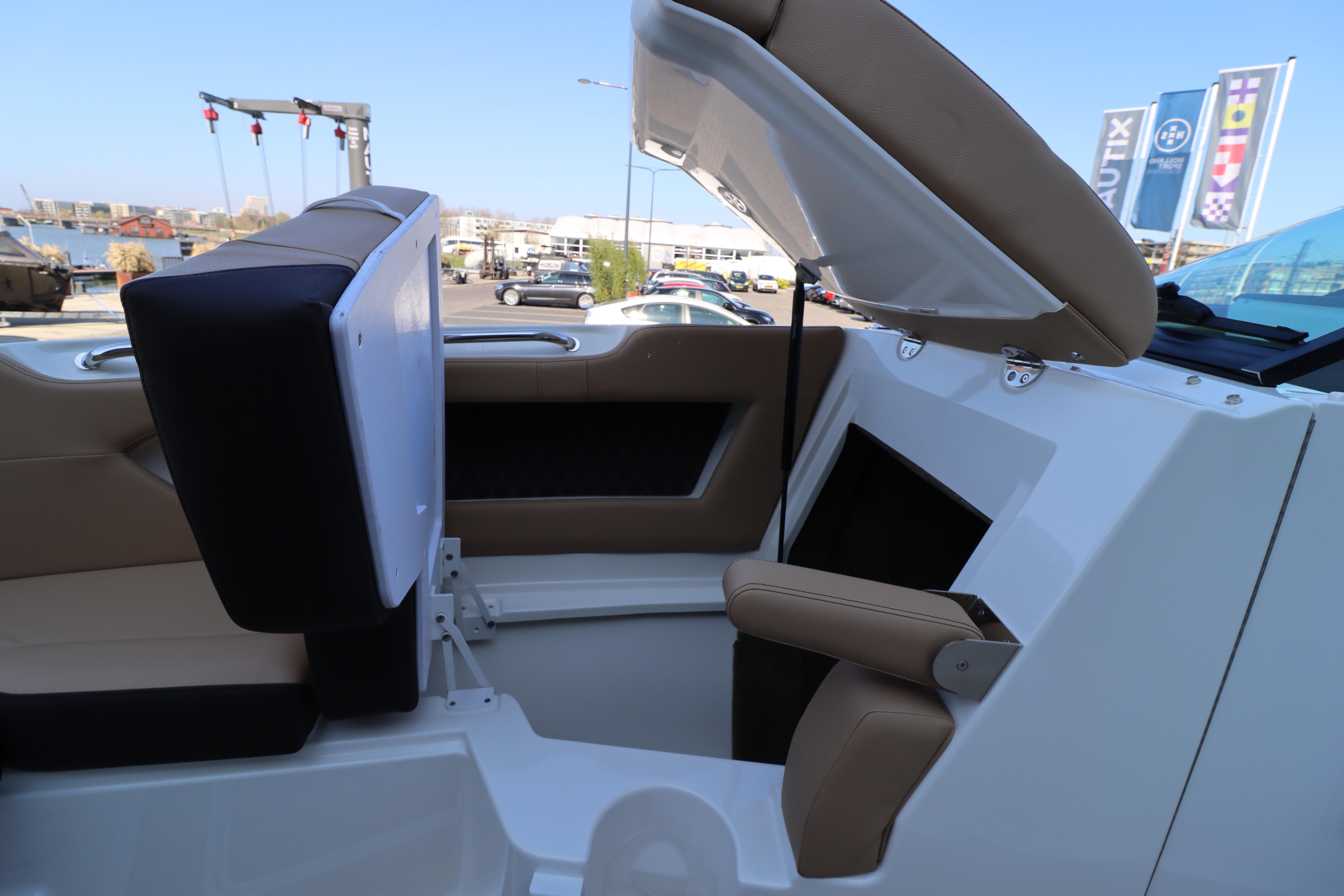 Sea Ray SLX 250 — foto 16 van 39