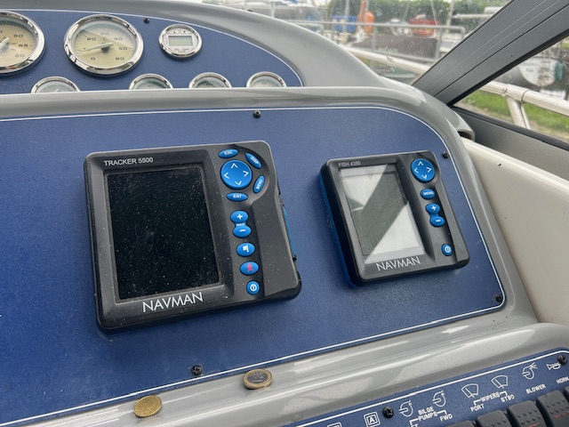 Bayliner 305 Ciera — foto 18 van 35