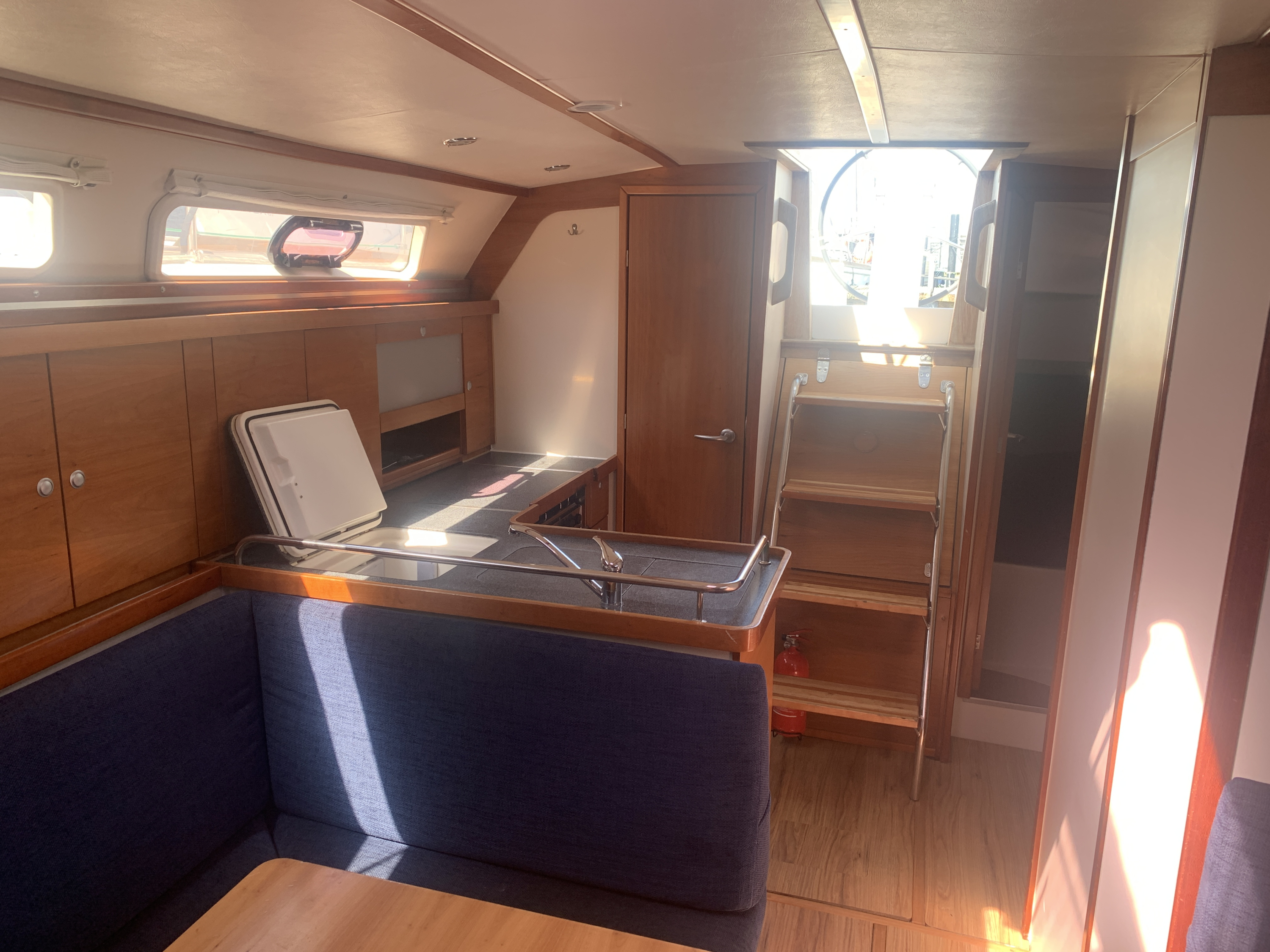 Hanse 370 — foto 7 van 40