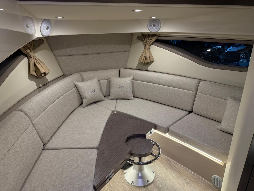 Sea Ray Sundancer 320 — foto 19 van 39