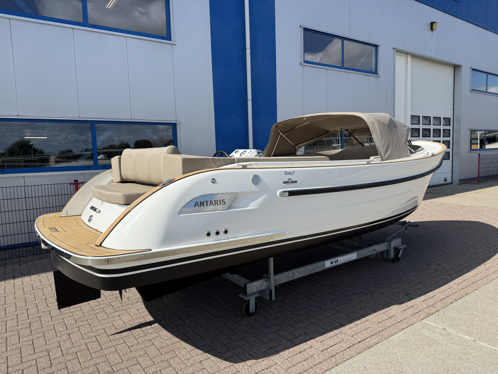 Antaris Sixty7 met Vetus 42pk — foto 9 van 26