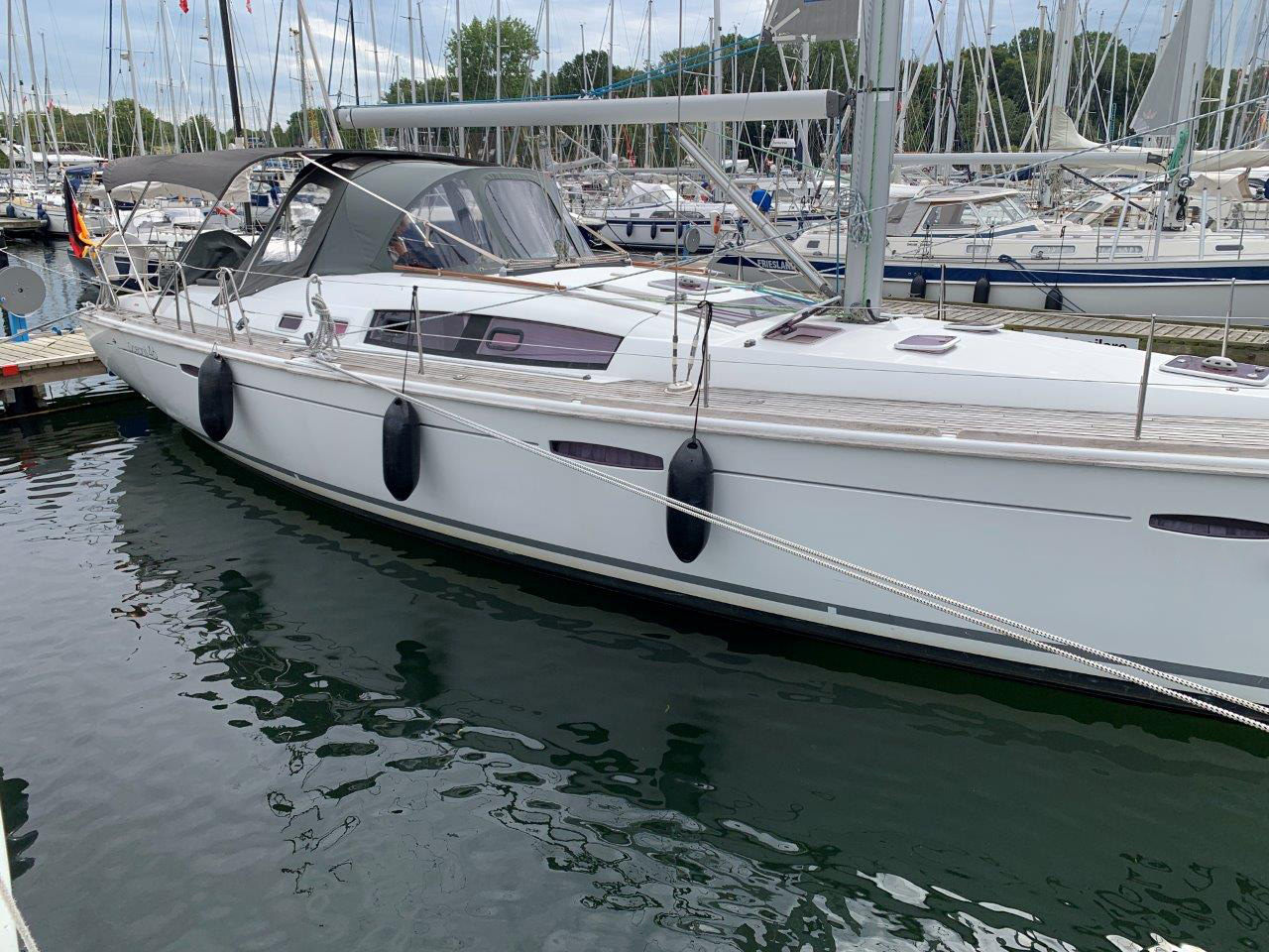 Beneteau Oceanis 46 — foto 3 van 90
