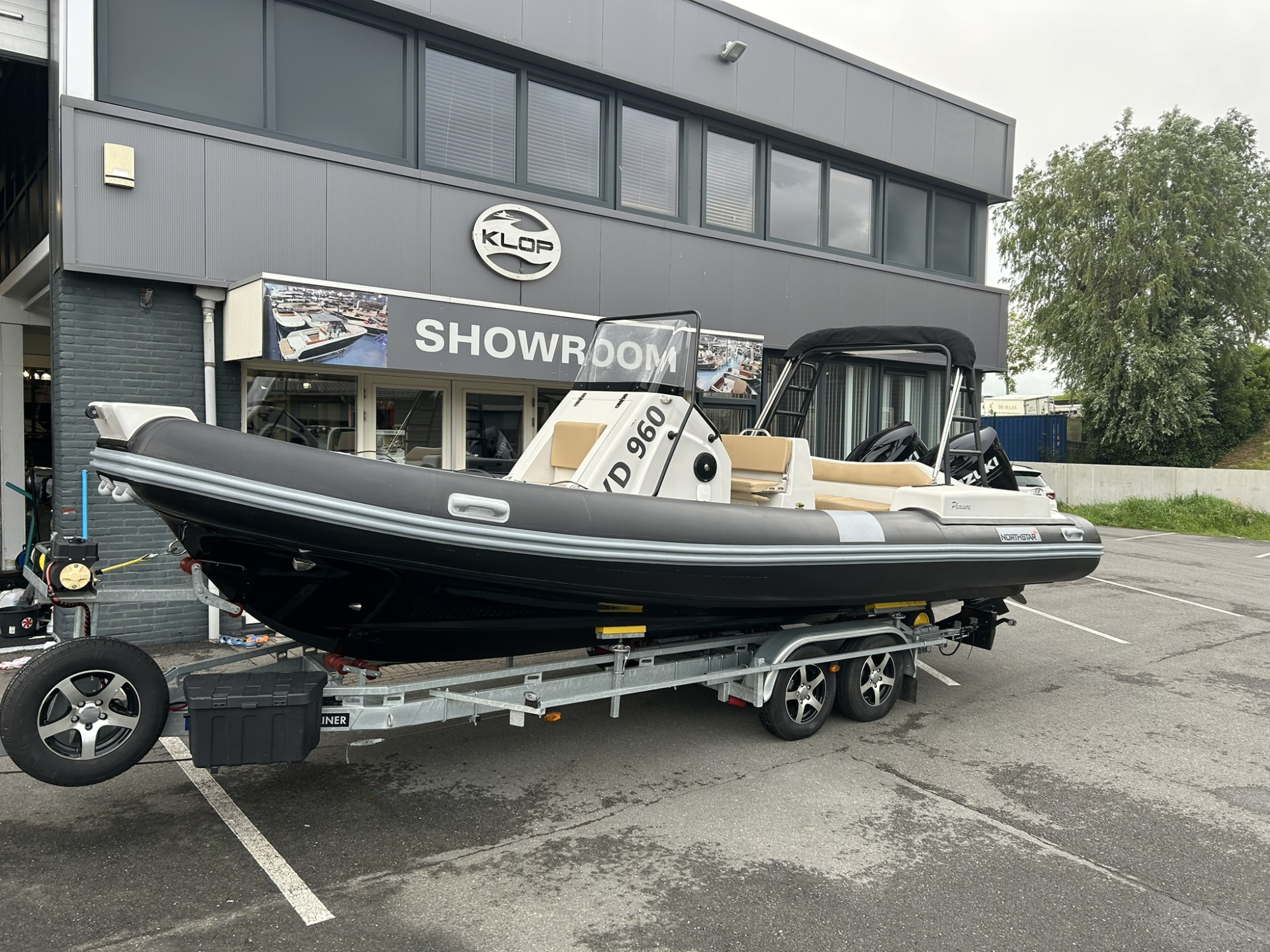 Northstar 680 RW met 2 x Suzuki 150 pk - Bouwjaar 2017 — foto 3 van 8