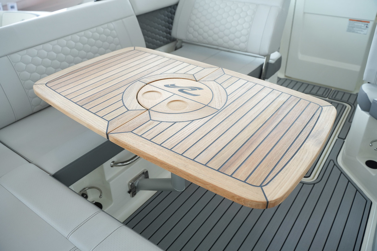 Sea Ray SDX 250 — foto 56 van 82