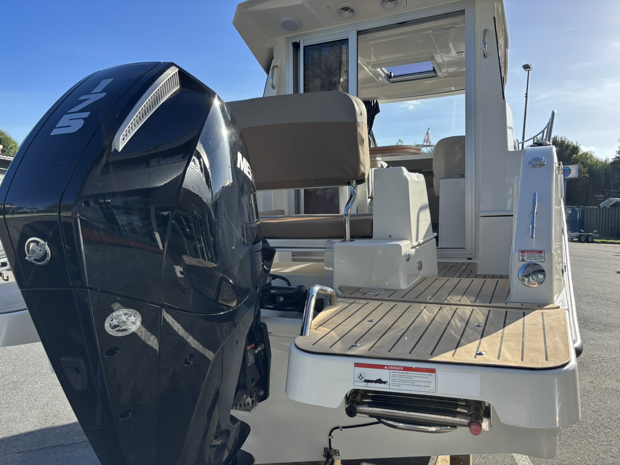 Quicksilver 675 weekend met Mercury 175 pk V6 — foto 4 van 19
