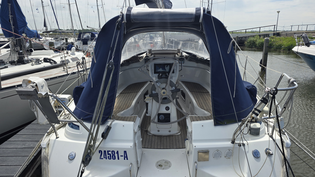 Bavaria  36 Cruiser — foto 4 van 38