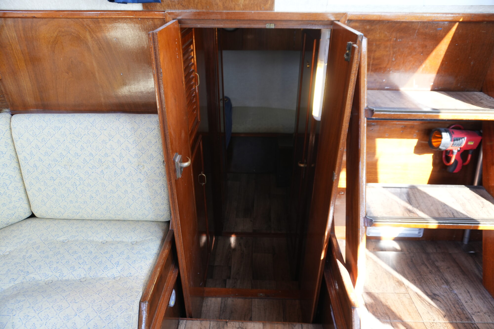 Curtevenne 10.50 AK Cabrio — foto 25 van 41