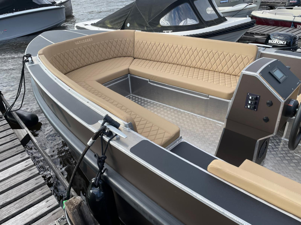 Mooie elektrische aluminium tender Vanvossen 650 — foto 3 van 7