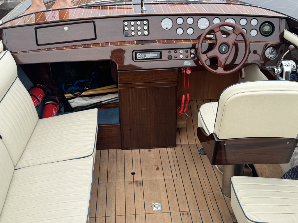 Boesch 750 Portofino De Luxe — foto 16 van 28